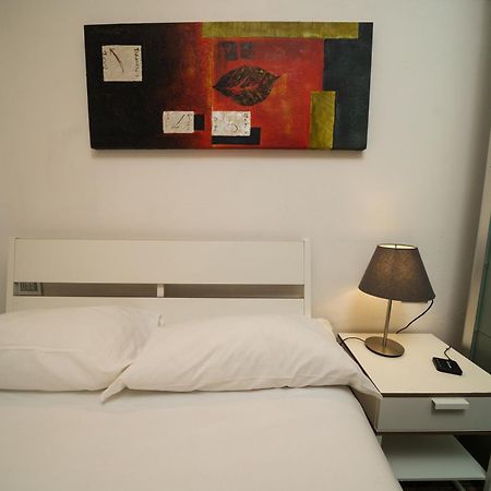 La Formaggeria Del Naviglio Apartment Милано Екстериор снимка